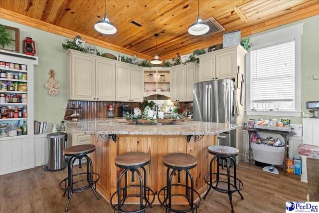 3568 Sardis Hwy, Timmonsville, SC 29161