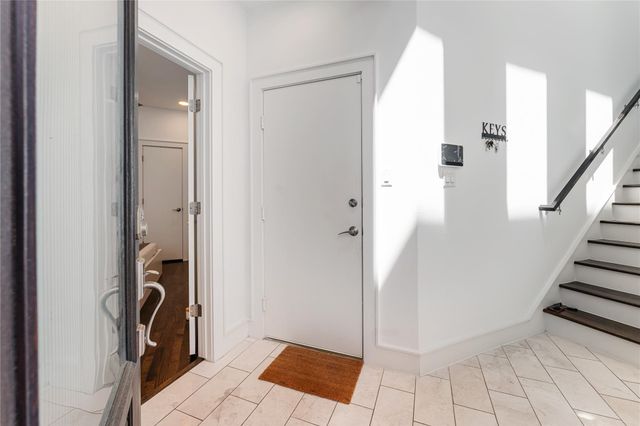 1507 Sandman Street, Houston, TX 77007