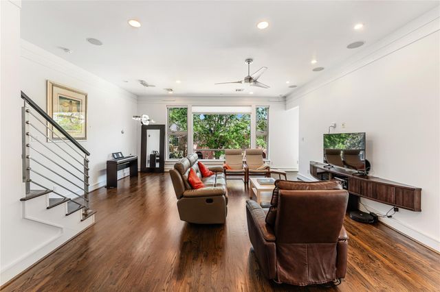 1507 Sandman Street, Houston, TX 77007