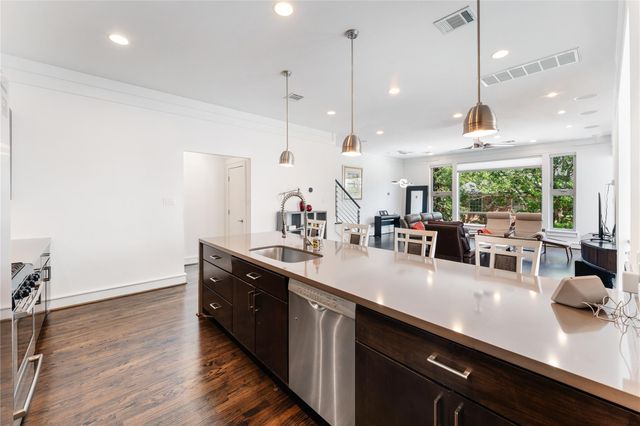 1507 Sandman Street, Houston, TX 77007