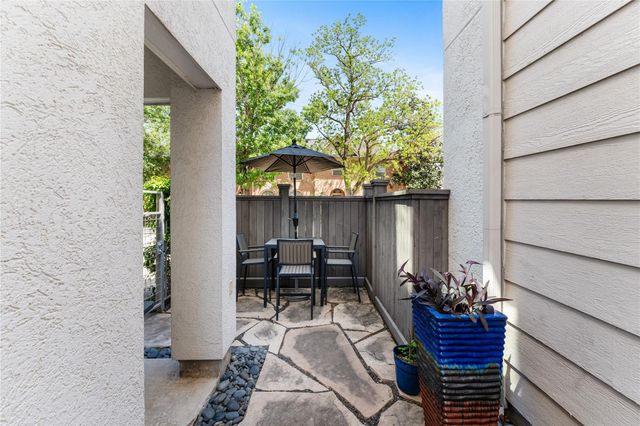 1507 Sandman Street, Houston, TX 77007