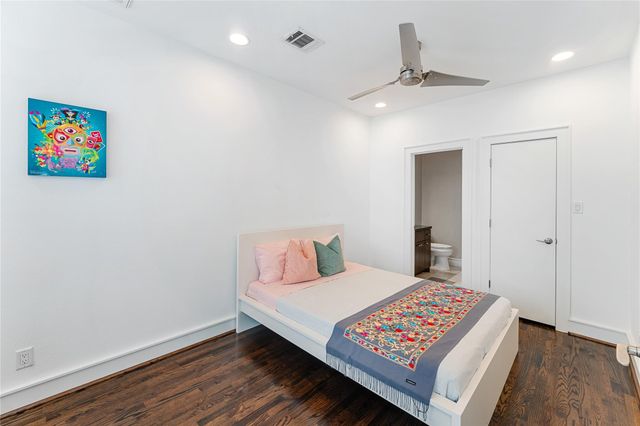 1507 Sandman Street, Houston, TX 77007