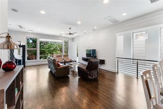 1507 Sandman Street, Houston, TX 77007