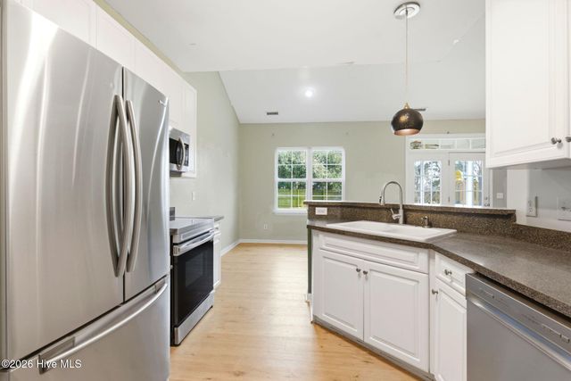 4430 Flagship Avenue SE, Southport, NC 28461