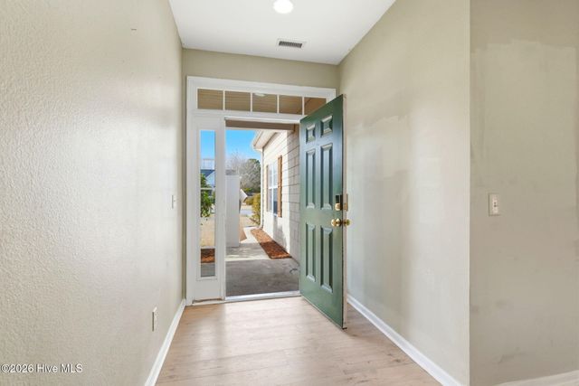 4430 Flagship Avenue SE, Southport, NC 28461