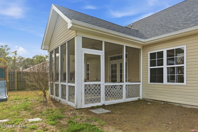 4430 Flagship Avenue SE, Southport, NC 28461
