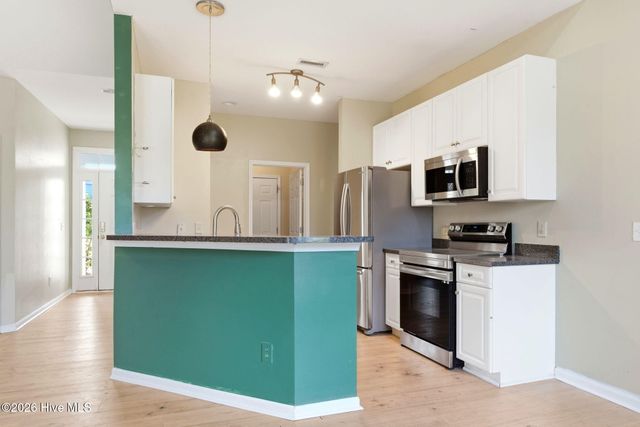 4430 Flagship Avenue SE, Southport, NC 28461