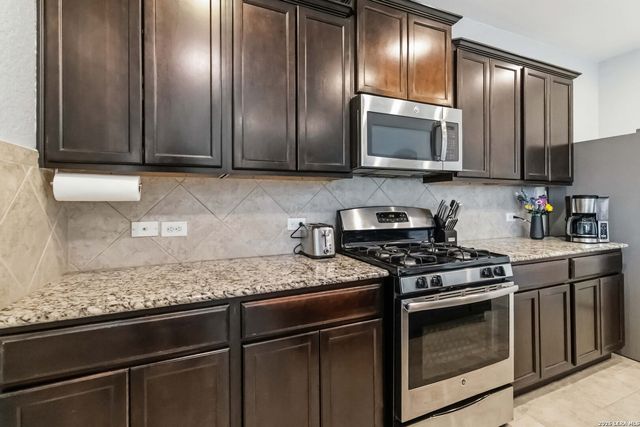 8120 Dublin Forest, San Antonio, TX 78253