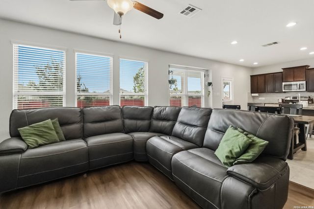 8120 Dublin Forest, San Antonio, TX 78253