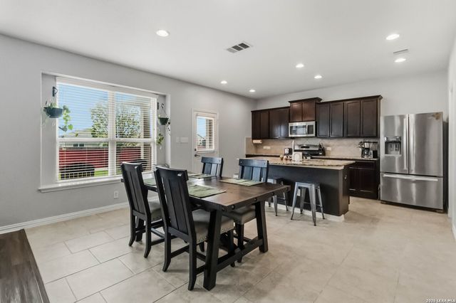 8120 Dublin Forest, San Antonio, TX 78253