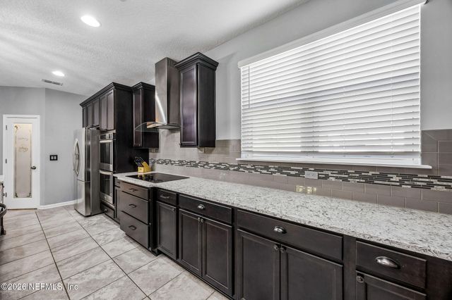 79425 PLUMMERS CREEK Drive, Yulee, FL 32097