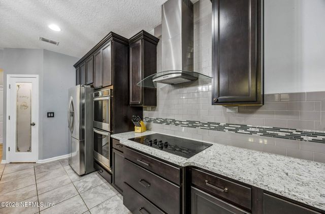 79425 PLUMMERS CREEK Drive, Yulee, FL 32097
