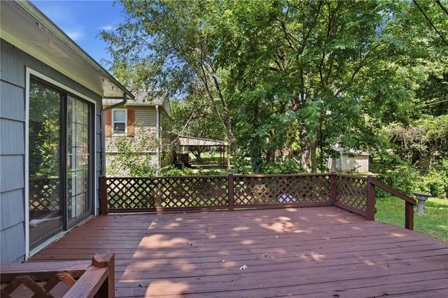 8602 E 110th Street, Kansas City, MO 64134
