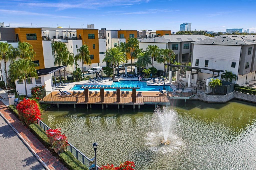 Image 2 of property listing at 2511 N GRADY AVENUE 17, Tampa, FL 33607