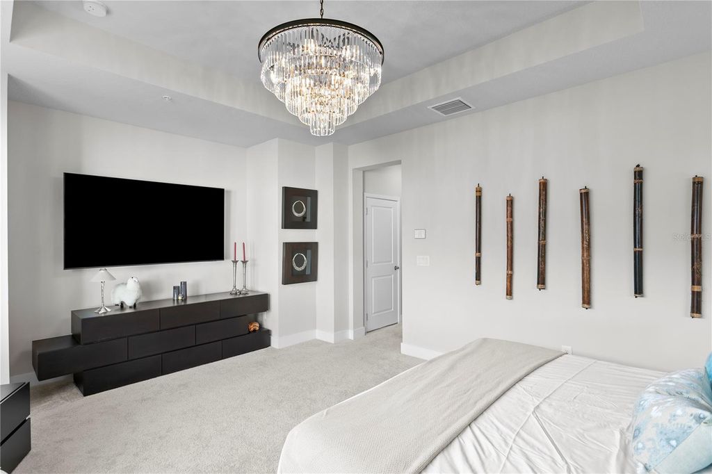 Image 13 of property listing at 2511 N GRADY AVENUE 17, Tampa, FL 33607