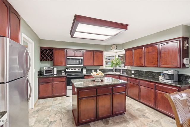 1317 NW Prospect Avenue, Grants Pass, OR 97526