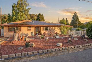 1317 NW Prospect Avenue, Grants Pass, OR 97526