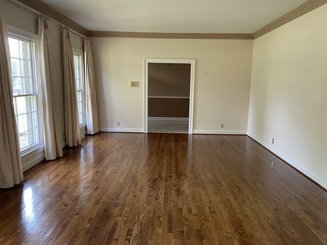 133 Sequoia Dr, Clarksville, TN 37043