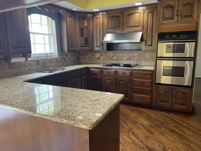 133 Sequoia Dr, Clarksville, TN 37043