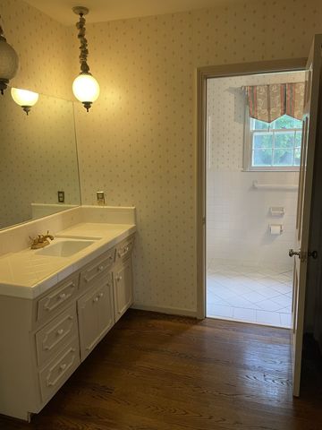 133 Sequoia Dr, Clarksville, TN 37043