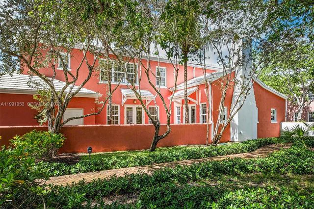 550 Loretto Ave 16, Coral Gables, FL 33146