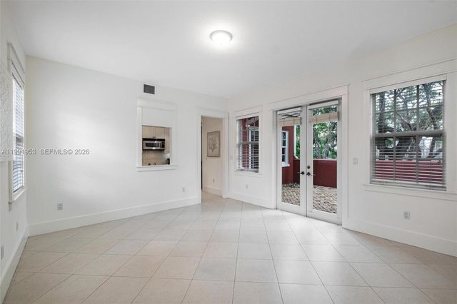 550 Loretto Ave 16, Coral Gables, FL 33146