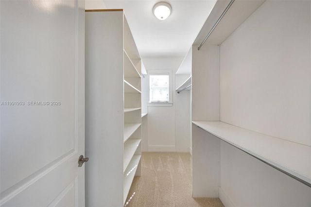 550 Loretto Ave 16, Coral Gables, FL 33146