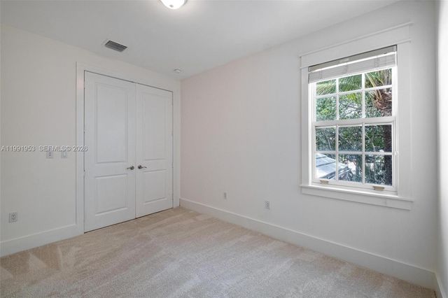 550 Loretto Ave 16, Coral Gables, FL 33146