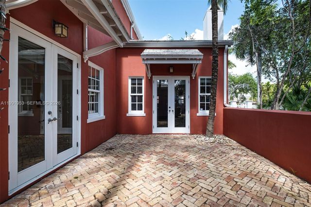 550 Loretto Ave 16, Coral Gables, FL 33146