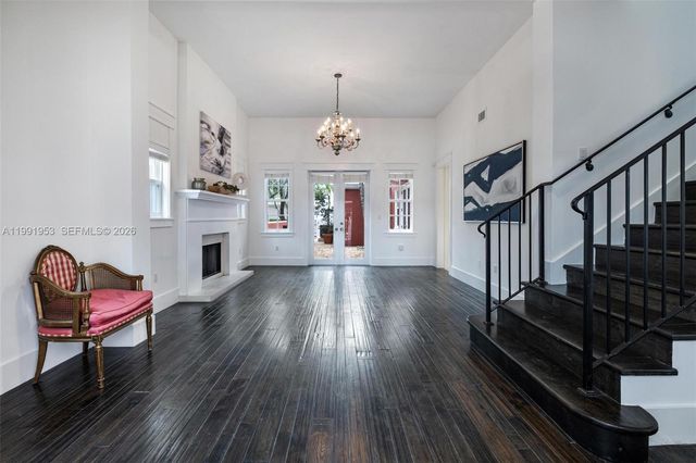 550 Loretto Ave 16, Coral Gables, FL 33146