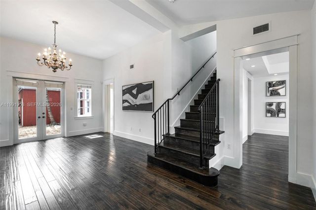 550 Loretto Ave 16, Coral Gables, FL 33146