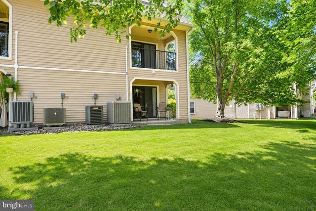 58 SUMMIT CT, Marlton, NJ 08053