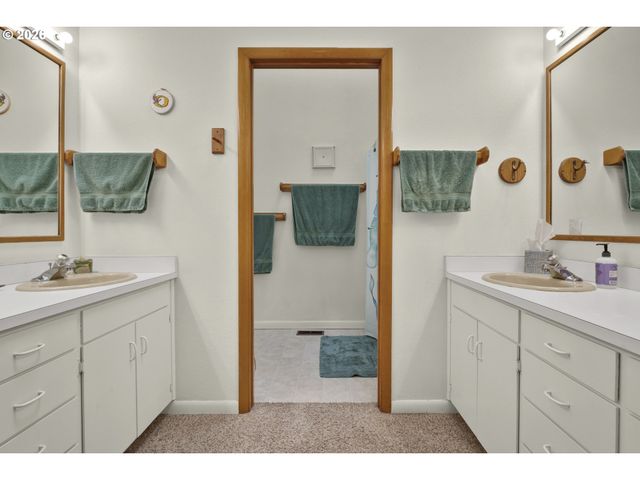 2350 MCLEAN Blvd, Eugene, OR 97405