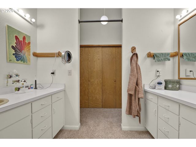2350 MCLEAN Blvd, Eugene, OR 97405