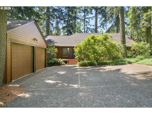 2350 MCLEAN Blvd, Eugene, OR 97405