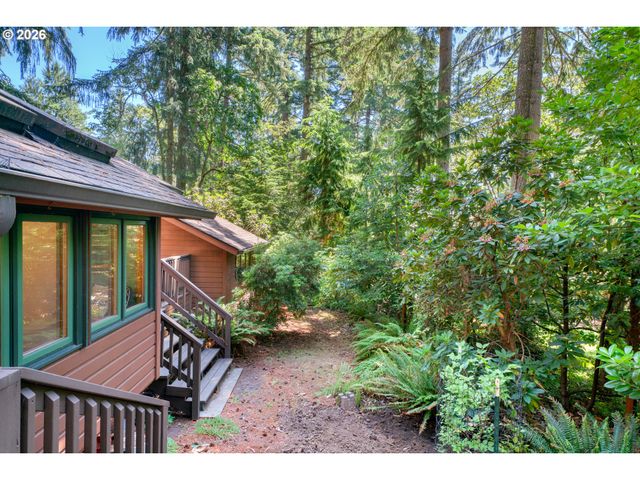 2350 MCLEAN Blvd, Eugene, OR 97405