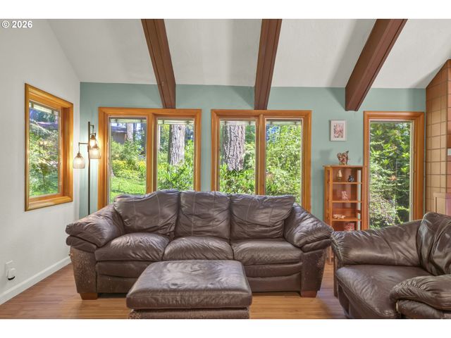 2350 MCLEAN Blvd, Eugene, OR 97405