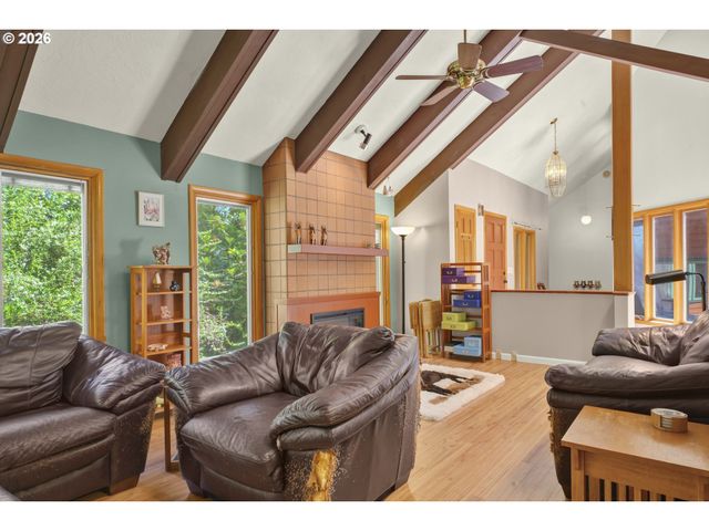 2350 MCLEAN Blvd, Eugene, OR 97405