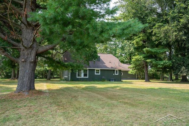 5959 Busch Road, Taymouth Twp, MI 48415