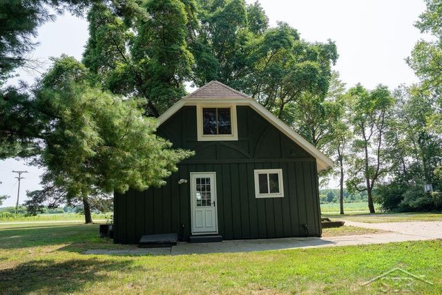 5959 Busch Road, Taymouth Twp, MI 48415
