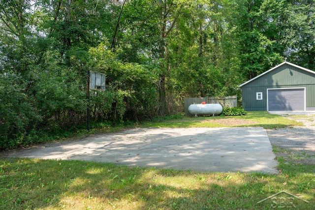 5959 Busch Road, Taymouth Twp, MI 48415