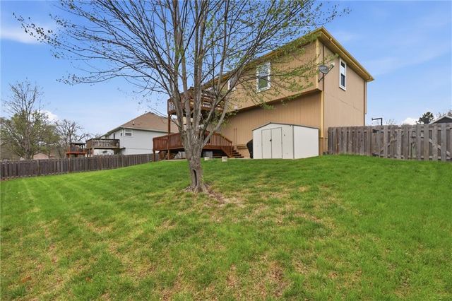16304 HIGHT Avenue, Belton, MO 64012