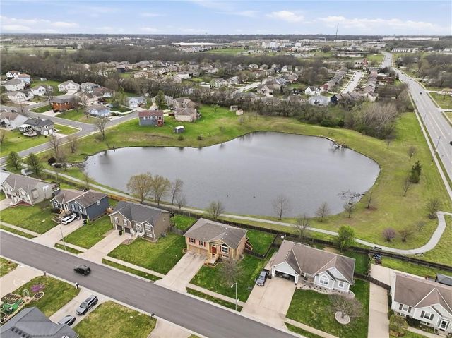 16304 HIGHT Avenue, Belton, MO 64012