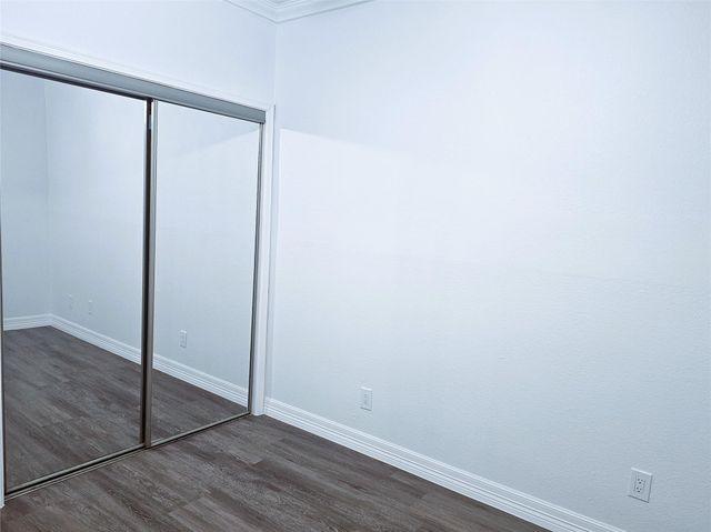 921 Marine Drive 227, Galveston, TX 77550