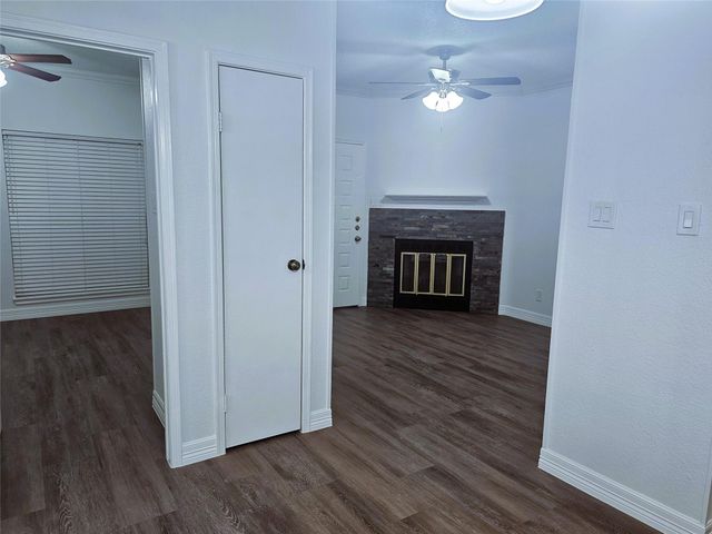 921 Marine Drive 227, Galveston, TX 77550