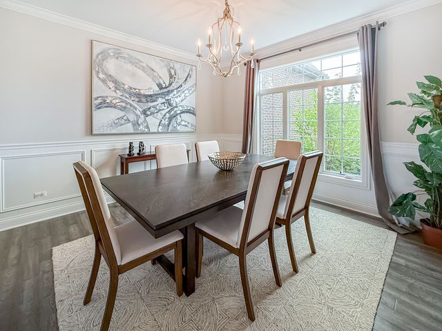 8884 Port Washington Drive, Frankfort, IL 60423