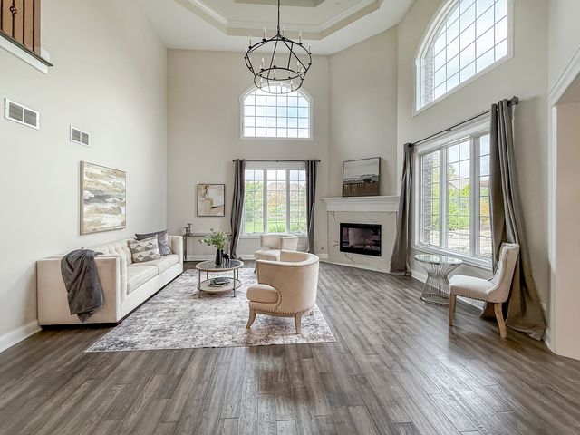 8884 Port Washington Drive, Frankfort, IL 60423