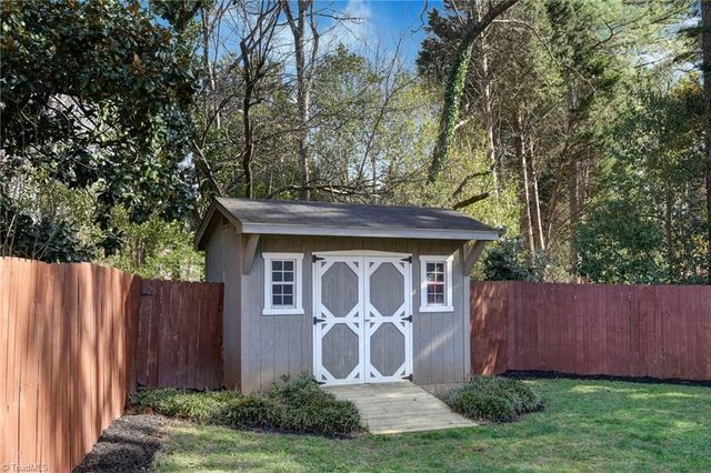 2 Foxfire Court, Greensboro, NC 27410