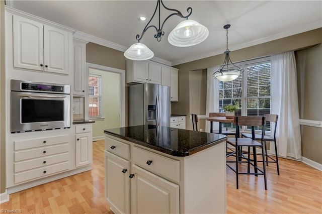 2 Foxfire Court, Greensboro, NC 27410