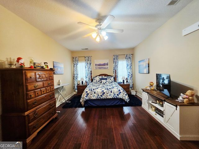 104 Sheila Street, Lagrange, GA 30241